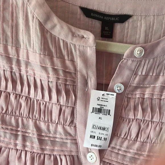 Banana republic pintuck swing blouse - Picture 5 of 12